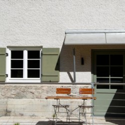 Gemütliche Ferienwohnung #2 in Schliersee, sonnige Terrasse, ideal für Paare. Buchen Sie jetzt bei stayFritz!