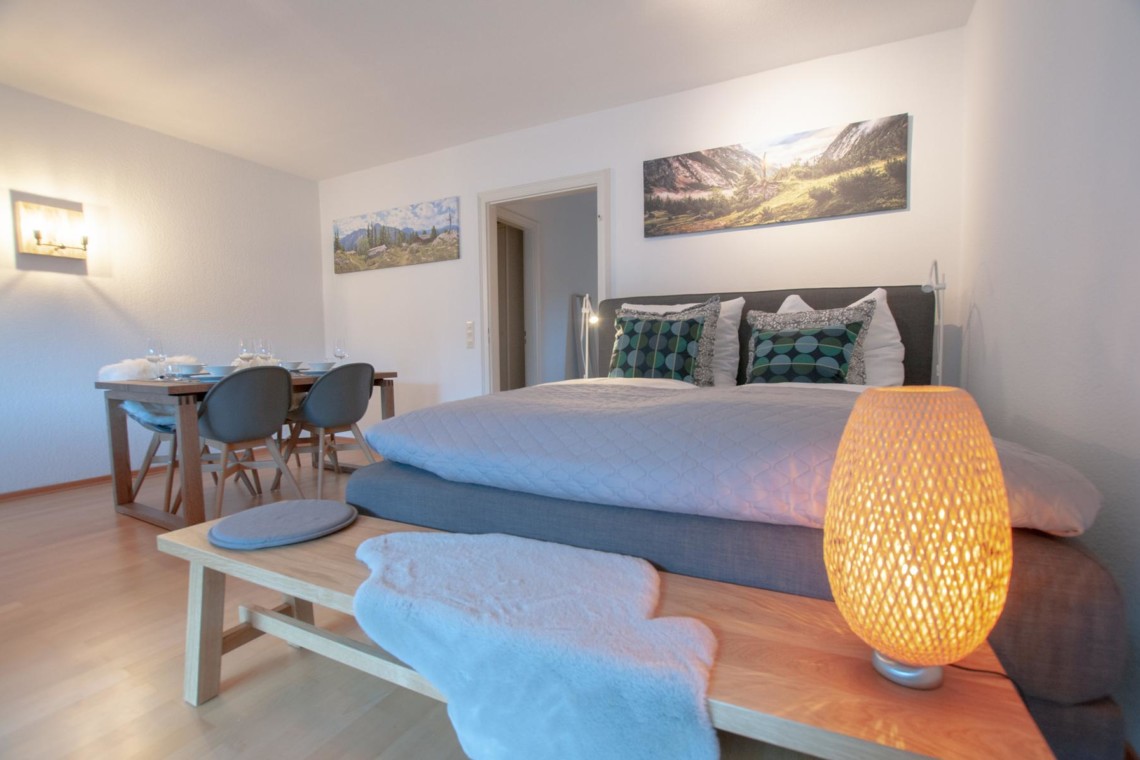 Gemütliche Edle Alpine Suite in Rottach-Egern mit modernem Dekor und angenehmer Atmosphäre für entspannte Urlaubstage.