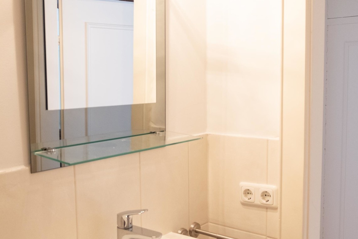 Helles, sauberes Badezimmer in Ferienwohnung Bad Wiessee – ideal für Ihren Urlaub!