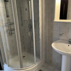 Helles, sauberes Bad im Luxury Apartment Calypso, Opatija – ideal für Ihren Urlaub in Kroatien.