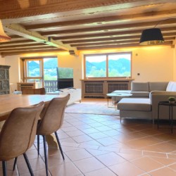 Gemütliches Premium Apartment "Sonnhof26" in Bad Wiessee mit stilvollem Interieur und Bergblick. Ideal für einen entspannten Urlaub.