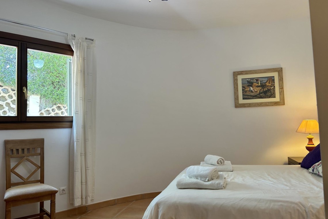 Gemütliches Schlafzimmer in Villa Beachhouse, Costa de la Calma - ideal für Ferien auf stayfritz.com.