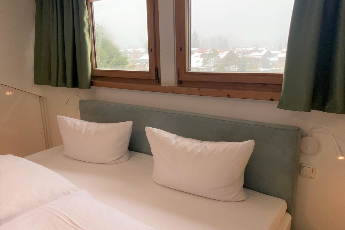 Gemütliche FeWo in Bad Wiessee, helle Zimmer, schickes Interieur, traumhafte Aussicht. Ideal für Urlaub!