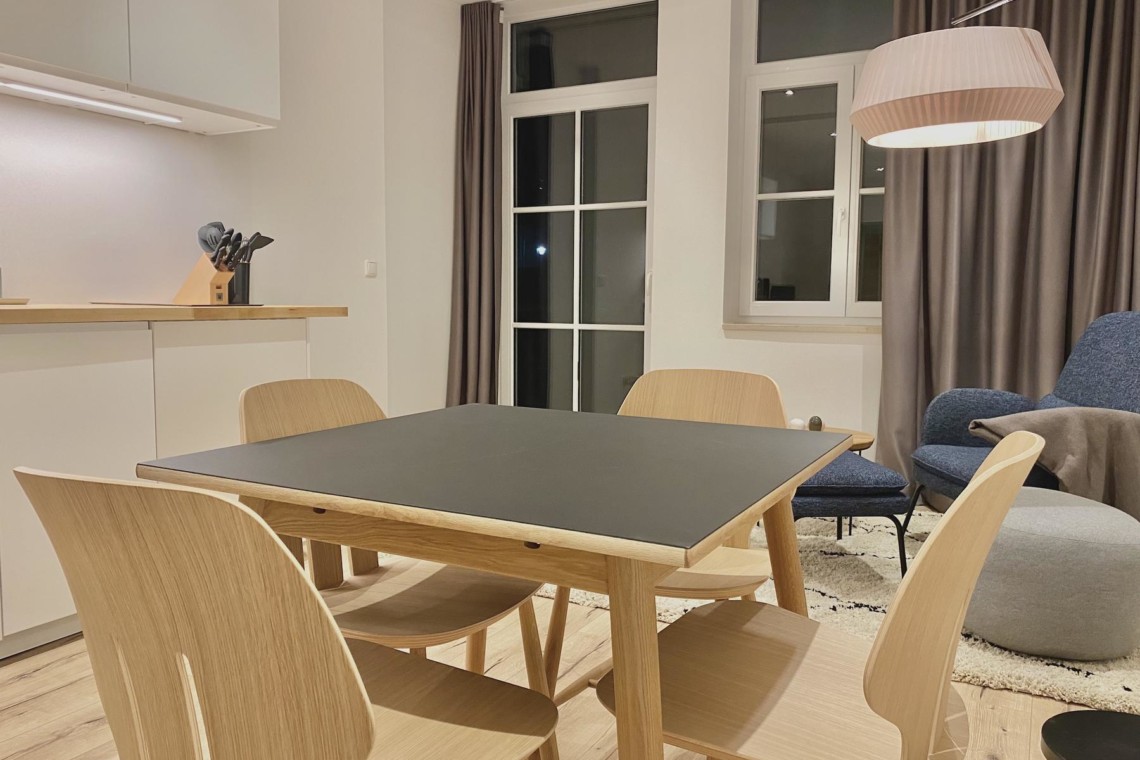 Modernes City Loft in Bad Wiessee: stilvolles Wohnen mit Komfort für Ihren Urlaub. Buchen Sie jetzt auf stayFritz.com!