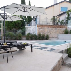 Idyllisches Premium Apartment mit Pool und Terrasse in Opatija – Entspannung pur!