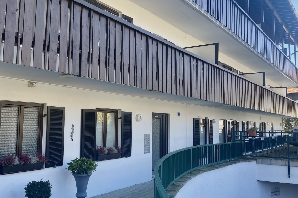 "Bezaubernde Studio-Ferienwohnung mit Balkon in Schliersee - ideal für Paare."