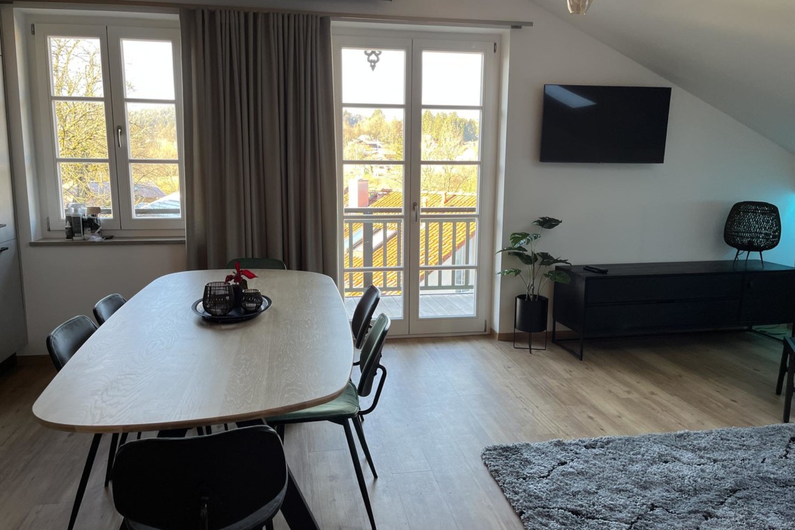 Gemütliches Premium Apartment mit Balkon und moderner Einrichtung in Gmund am Tegernsee.