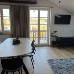 Gemütliches Premium Apartment mit Balkon und moderner Einrichtung in Gmund am Tegernsee.