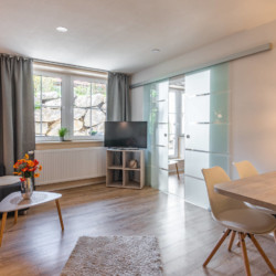 Gemütliches Apartment in Schliersee mit moderner Einrichtung, ideal für entspannten Urlaub.