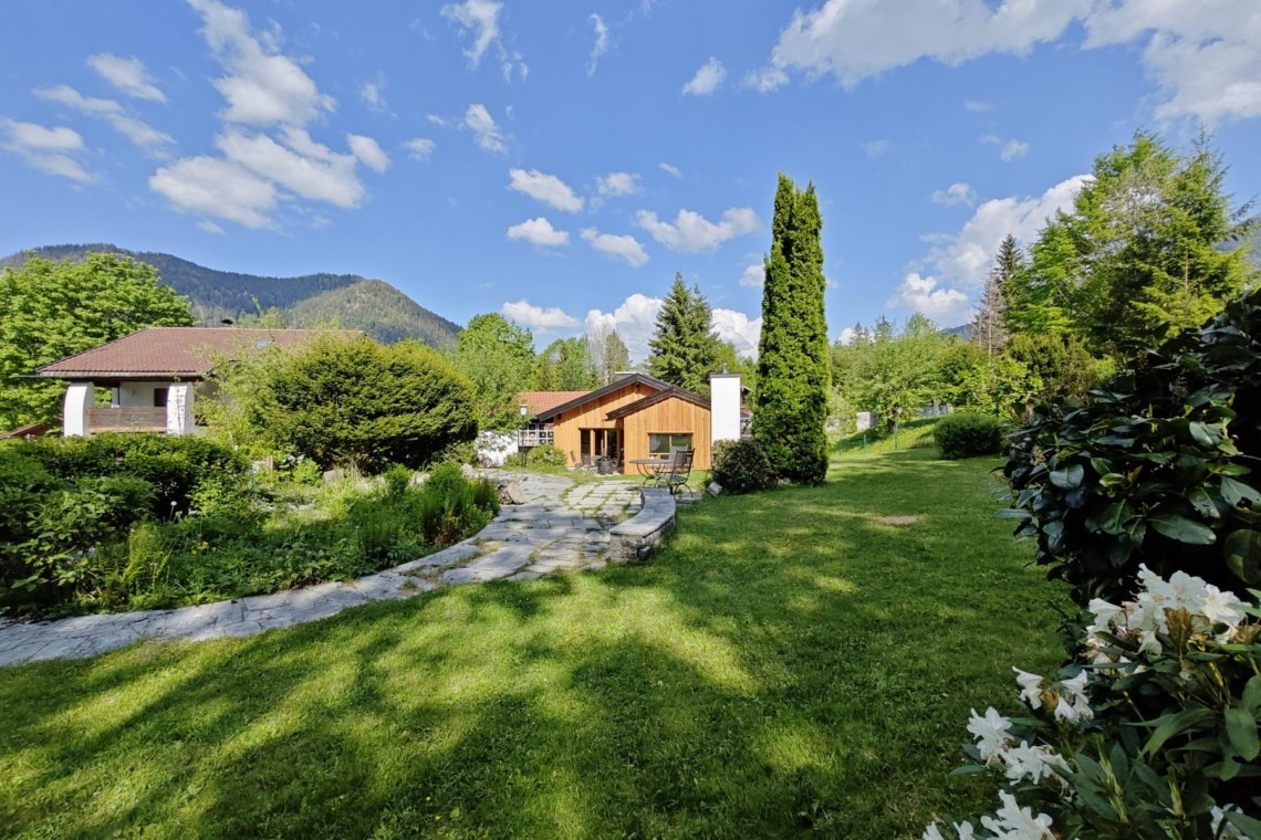 Idyllisches Ferienhaus mit Garten und Bergblick am Schliersee – perfekt für Natur- und Ruhesuchende. Buchen Sie jetzt Ihr Traumurlaub!
